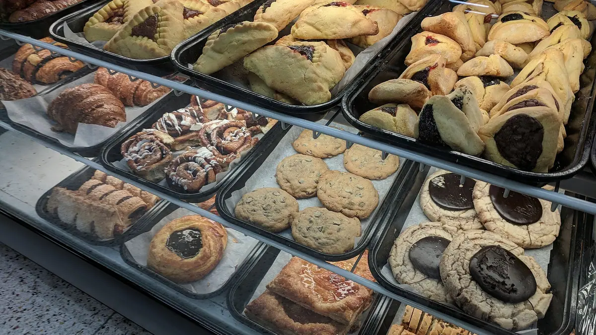 Cooplands – bakery in Castleford town centre